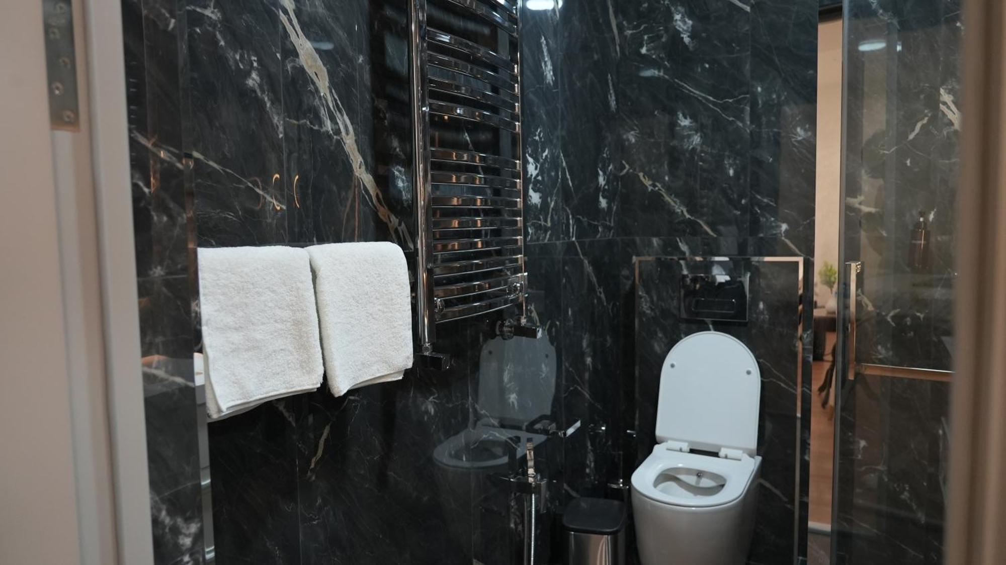 Avant Express Hotel Pool&Spa Ташкент Экстерьер фото