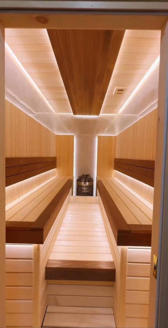 Avant Express Hotel Pool&Spa Ташкент Экстерьер фото